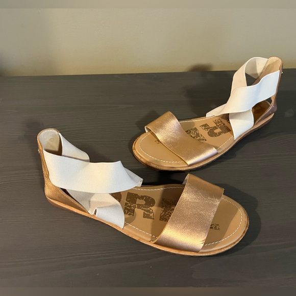 Sorel Ella Sandals - Picture 3 of 8